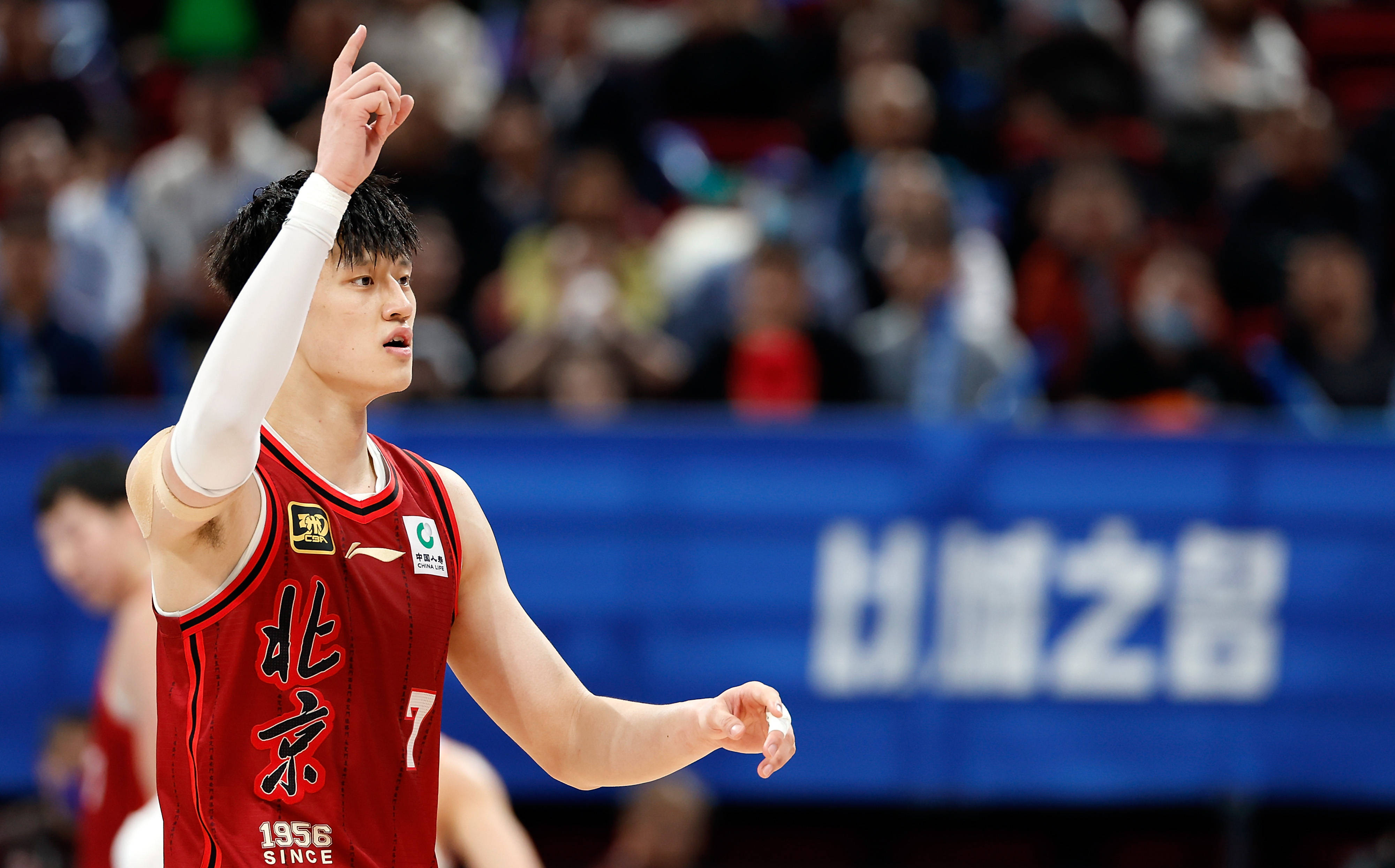 皇冠信用網会员注册
_这回有戏皇冠信用網会员注册
?鹈鹕队球探:有NBA球队对曾凡博感兴趣