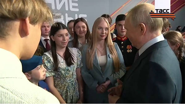 皇冠信用平台出租出售
_普京:会考虑将伏尔加格勒更名为斯大林格勒皇冠信用平台出租出售
,但最终决定应由该市居民作出