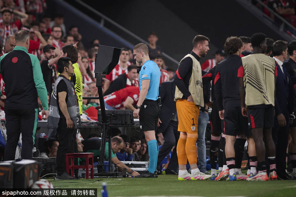 信用网怎么注册
_欧联-B费双响卡塞米罗破门 曼联3-0十人毕巴占先机