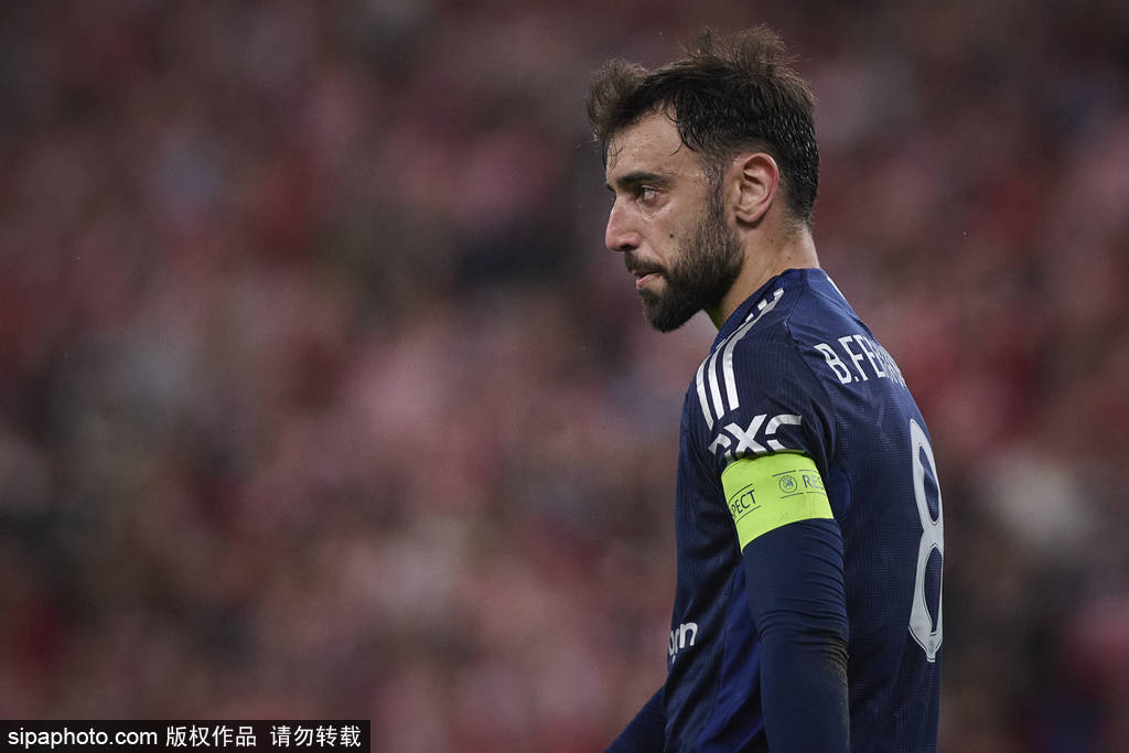 信用网怎么注册
_欧联-B费双响卡塞米罗破门 曼联3-0十人毕巴占先机