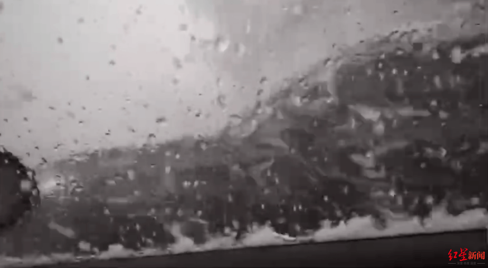 皇冠信用網如何注册
_贵州黔西游船倾覆事故已致3人死亡皇冠信用網如何注册
,14人正在搜救中 目击者:事发前大风冰雹交加