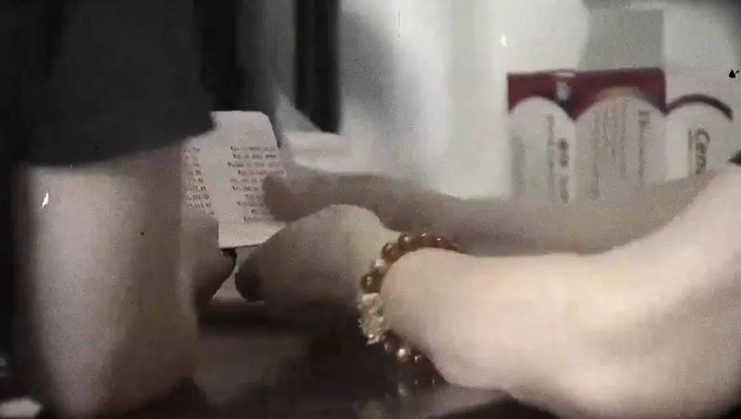 皇冠信用網代理注册
_炸裂皇冠信用網代理注册
!上海阿婆4800元退休金养全家!母女齐心对"拆迁户邻居"下手...