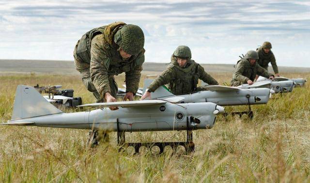 皇冠信用代理注册
_中国向40家俄军工厂皇冠信用代理注册
,大规模“输血”?外交部回应,字字铿锵