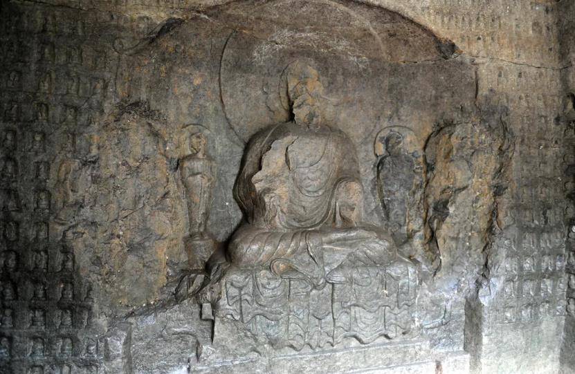 皇冠信用网出租足球
_河南鹤壁一水库水位下降惊现千佛石窟皇冠信用网出租足球
,石窟开凿于东魏内有1043尊石佛,水库管理方回应