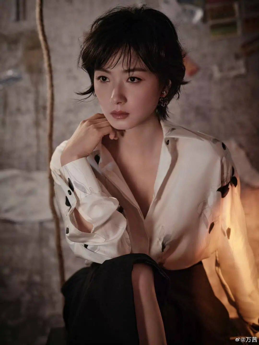 hga030.com怎么注册_确认了:是知名演员万茜hga030.com怎么注册!