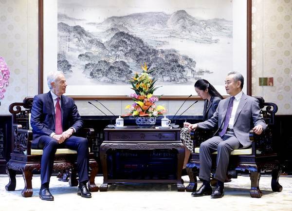 波尔图v阿尔艾利开罗_王毅会见英国前首相布莱尔:个别大国背弃国际责任波尔图v阿尔艾利开罗,中英应体现责任担当