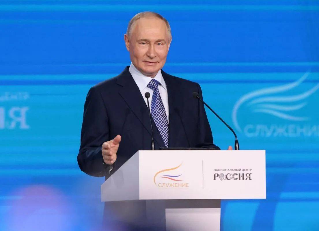 足球甲組聯賽
_特朗普考虑访华足球甲組聯賽
,与普京在九三阅兵同台?