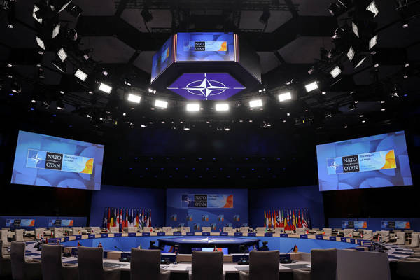 挪威超级联赛_港媒:在中国果断反制美国时挪威超级联赛,欧洲却空喊口号并放弃实质利益