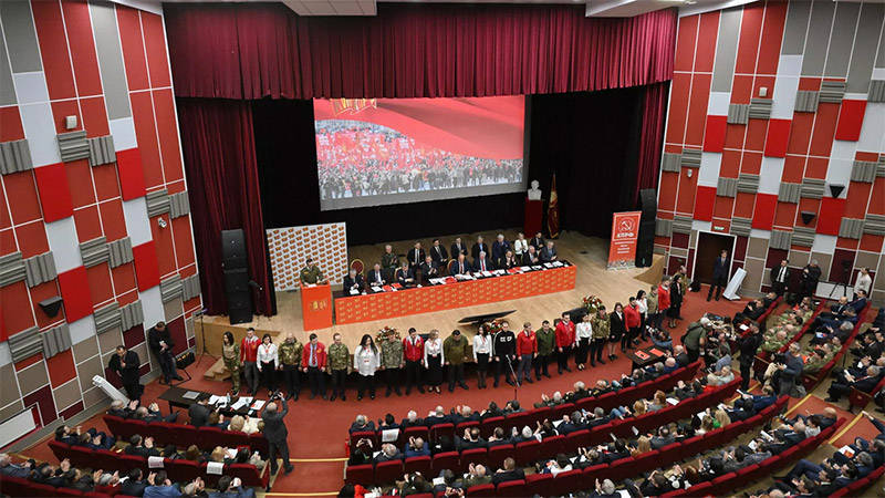 皇冠信用盘需要押金吗_俄共通过决议:认定赫鲁晓夫关于斯大林个人崇拜的报告存在错误