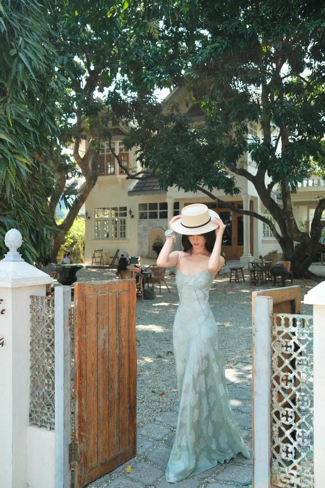 皇冠信用網账号申请
_穿裙子拍照皇冠信用網账号申请
，8个拍照姿势，漂亮气质又优雅，迷人温柔又出片