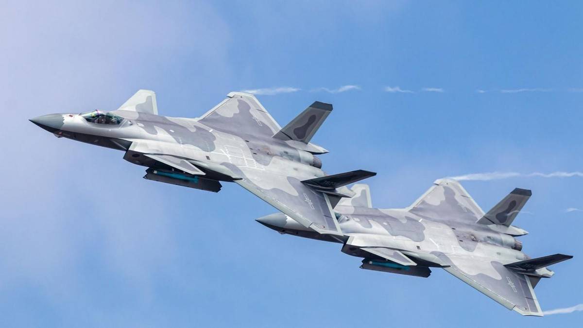 俱乐部友谊赛
_中国去年引进80架战机俱乐部友谊赛
,其中五代战斗机仅有30架?两年后将超100架?