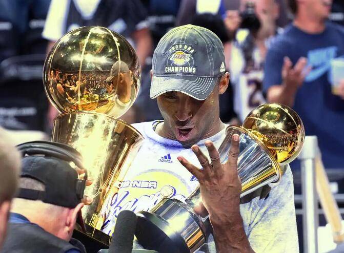 皇冠足球平台代理
_美媒评Top20分卫:乔丹科比领衔 韦德力压艾弗森