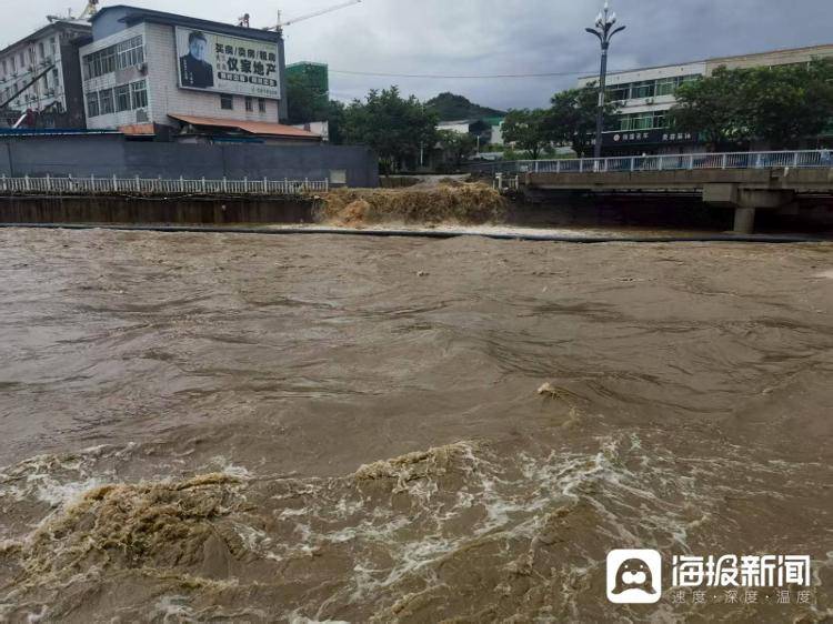 皇冠信用網会员注册网址
_因强降雨天气 河北兴隆县街道积水严重 居民：水位最高时没过护城河