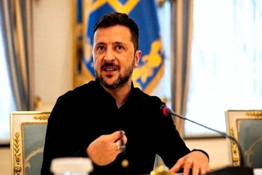 皇冠信用网出租
_泽连斯基府邸被包围皇冠信用网出租
,俄乌打了3年,乌克兰人现在才明白:最大的敌人不是俄罗斯,也不是美国