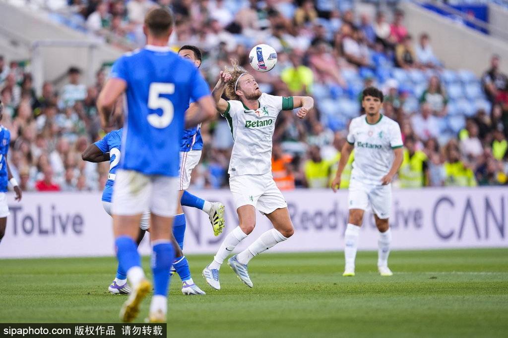 足球平台出租代理
_曼联锁定丹麦中场核心足球平台出租代理
，重聚恩师阿莫林引爆转会市场