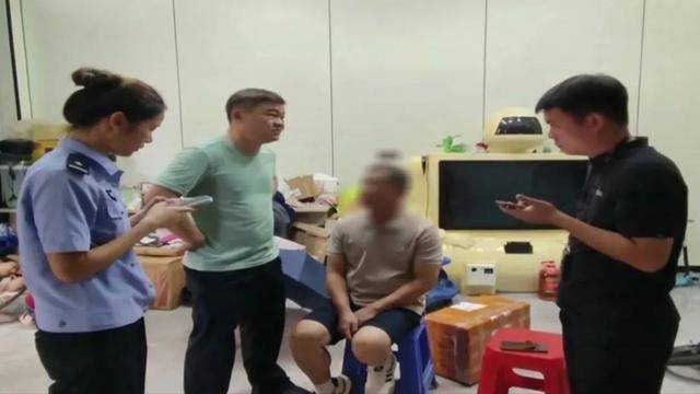 斯托克城vs布拉德福德
_广西男子一口气花38.8万元买了40台手机斯托克城vs布拉德福德
，民警很快找上门……