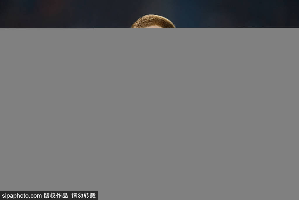 京都不死鸟vs冈山绿雉
_丹尼斯-苏亚雷斯加盟阿拉维斯:从巨星到新起点的蜕变之路