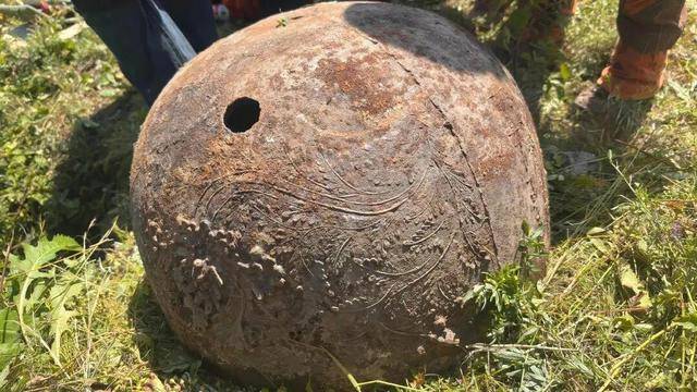 电竞足球-42H GG联赛(2 × 4分钟)_驴友爬大同殿山发现4个疑似佛磬老物件:刻有“嘉靖四十二年”等铭文电竞足球-42H GG联赛(2 × 4分钟),已移交文保部门